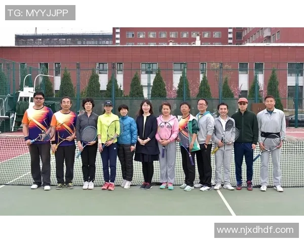 网球纪实：记录广州网球队的成长故事